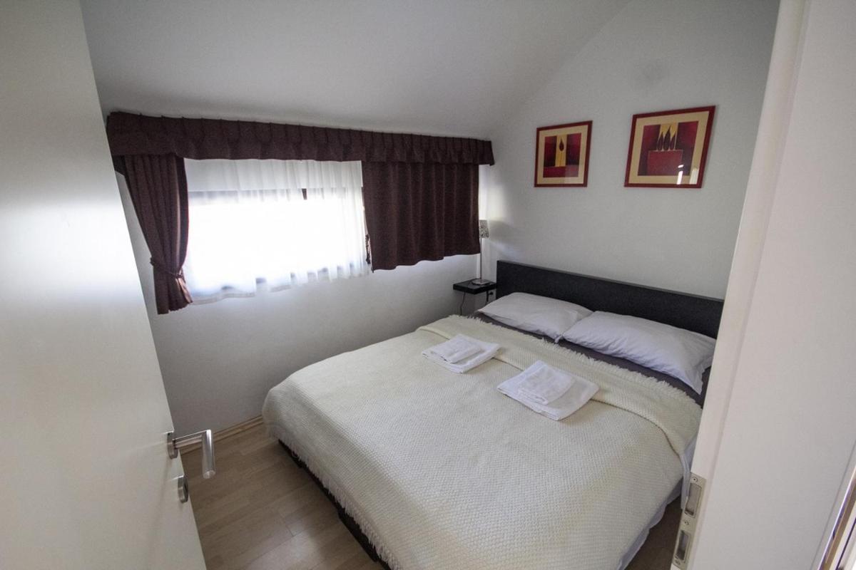 Apartment Katoro Umago Esterno foto